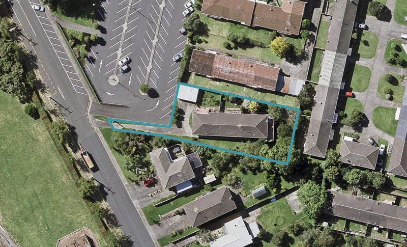 3/216 Queens Road, Panmure, Auckland - Carousel 1
