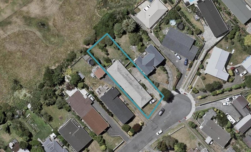 57 Callender Terrace, Paraparaumu Beach, Paraparaumu - Carousel 1