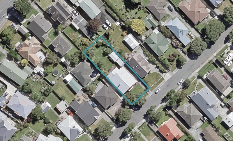 13 Trafalgar Street, Waiwhetu, Lower Hutt - Carousel 1