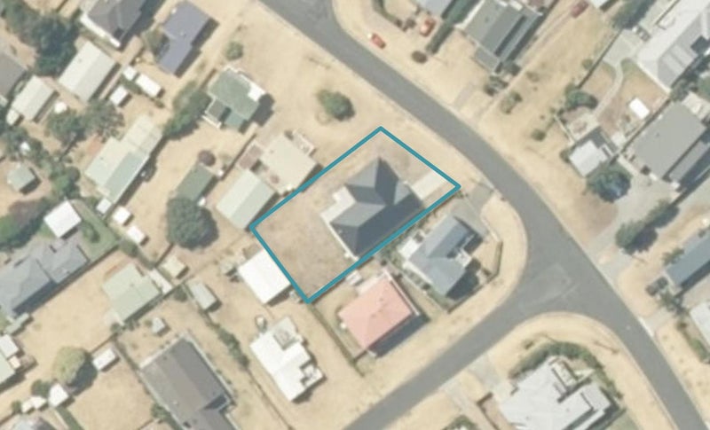 123 Beverley Terrace, Whangamata, Whangamatā - Carousel 1