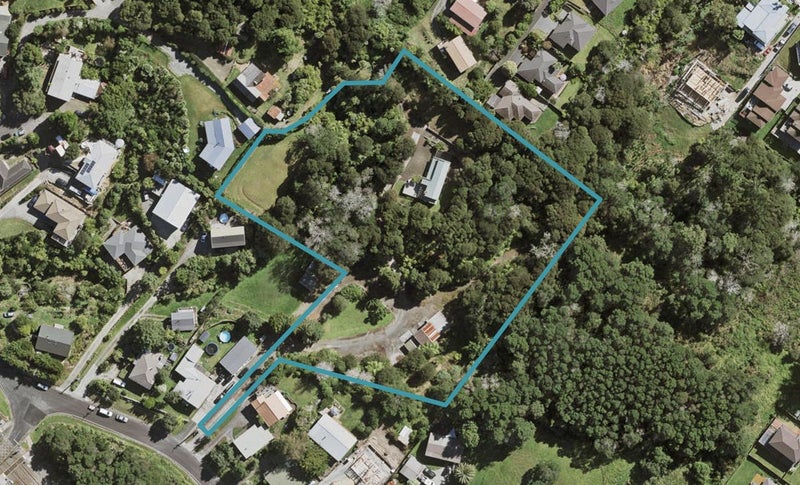 67A Rangeview Road, Sunnyvale, Auckland - Carousel 1