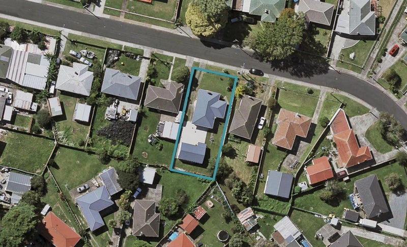 9 Blampied Road, Otara, Auckland - Carousel 1
