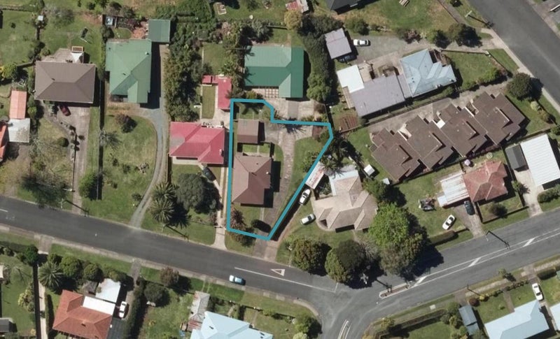 2 Mclean Street, Kensington, Whangarei - Carousel 1