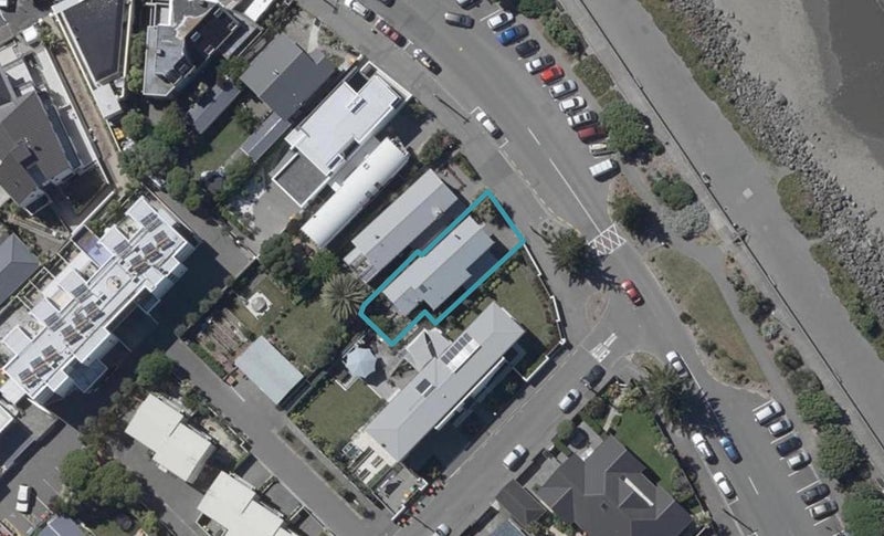 36 Esplanade, Sumner, Christchurch - Carousel 1