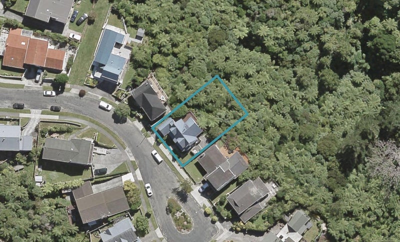 7 Lone Tree Grove, Kelson, Lower Hutt - Carousel 1