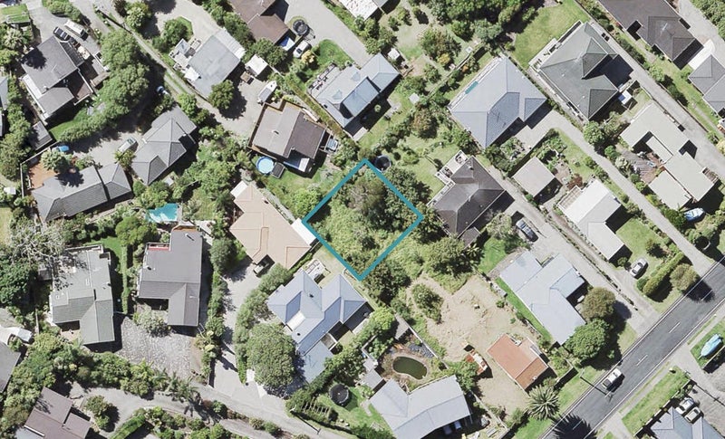 9D Arran Road, Browns Bay, Auckland - Carousel 1