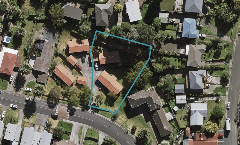 1/123 Aranui Road, Mount Wellington, Auckland - Carousel 1