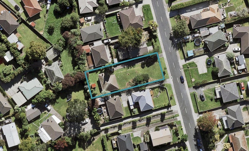 90 Kervil Avenue, Te Atatu Peninsula, Auckland - Carousel 1