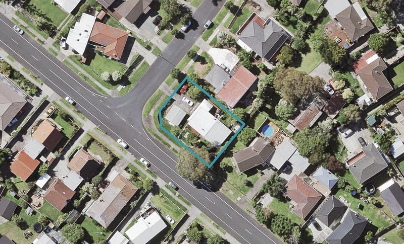 34 Minaret Drive, Bucklands Beach, Auckland - Carousel 1