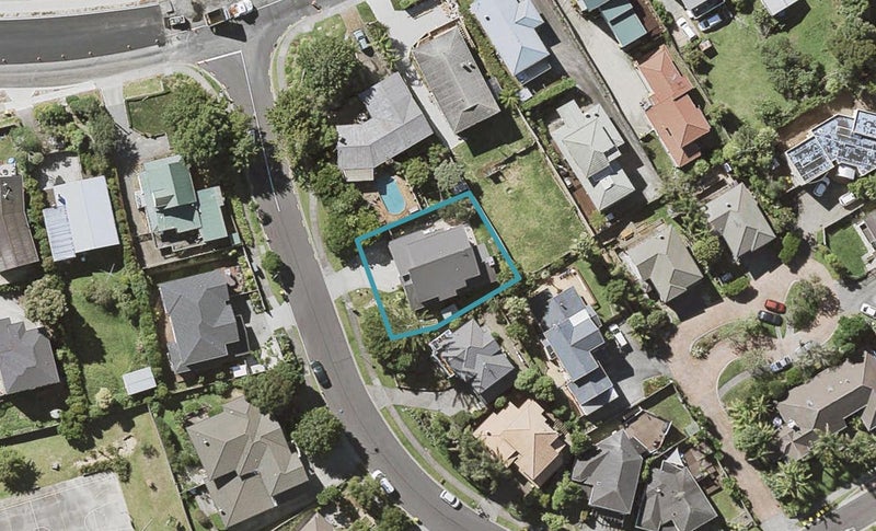 2 Arirang Rise, Pinehill, Auckland - Carousel 1