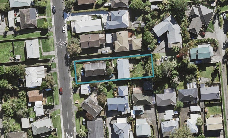 1/3 Elliott Avenue, Bayview, Auckland - Carousel 1