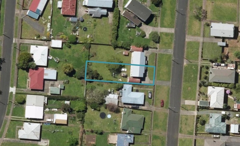2A Taraire Crescent, Otangarei, Whangarei - Carousel 1
