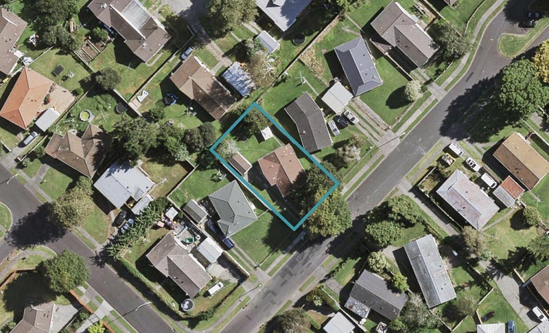 6 Verner Place, Conifer Grove, Takanini - Carousel 1
