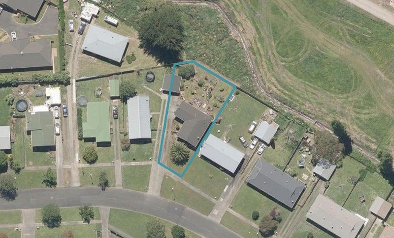 51 Hackett Street, Whanganui East, Whanganui - Carousel 1