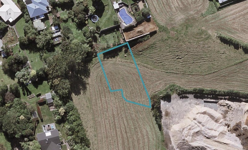 23B Atutahi Street, Hurdon, New Plymouth - Carousel 1