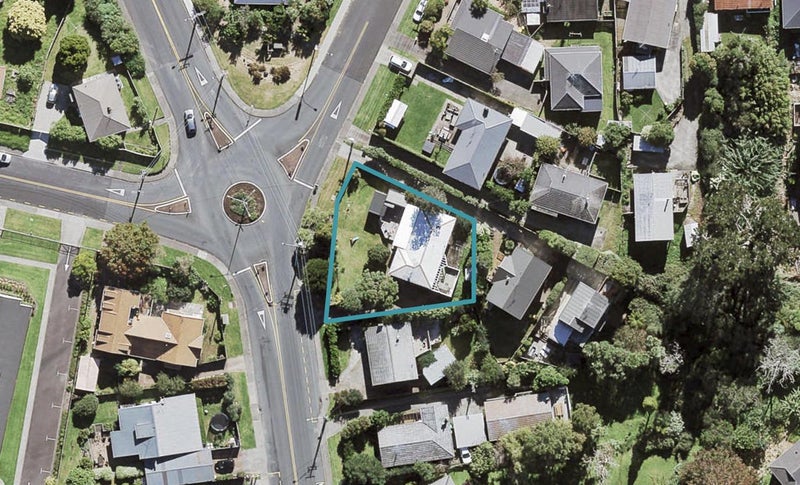 245 Rangatira Road, Beach Haven, Auckland - Carousel 1