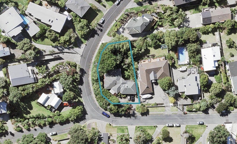 53 Beulah Avenue, Rothesay Bay, Auckland - Carousel 1