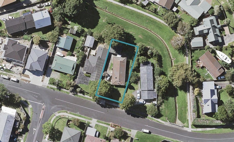 52 Kurnell Drive, Botany Downs, Auckland - Carousel 1