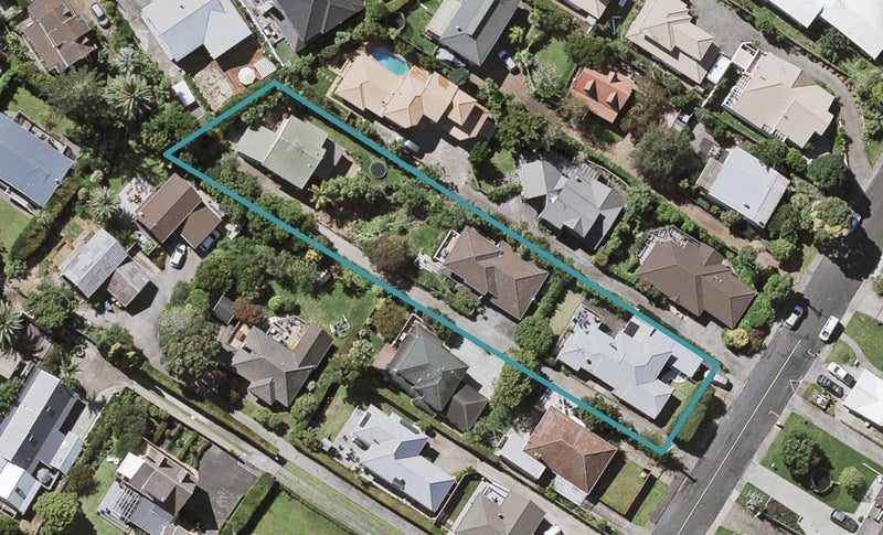 2/15 Norman Road, Hauraki, Auckland - Carousel 1
