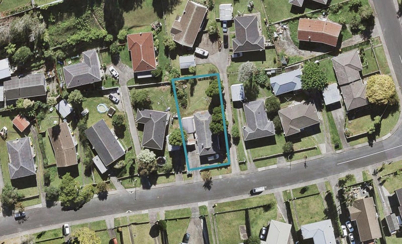 29 Sunline Avenue, Massey, Auckland - Carousel 1