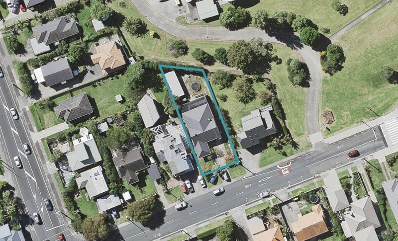 6 Winscombe Street, Belmont, Auckland - Carousel 1