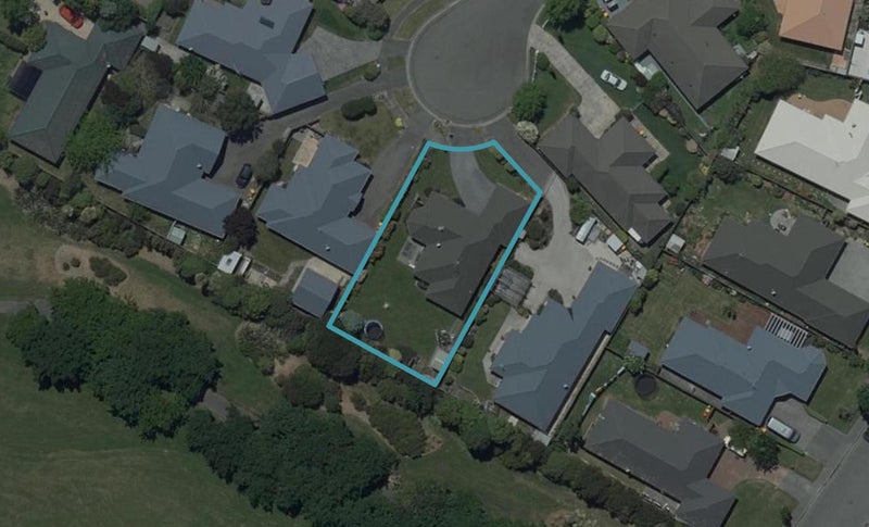 11 Iroquois Place, Wigram, Christchurch - Carousel 1
