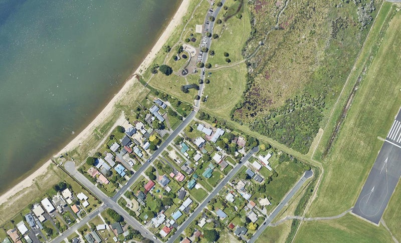 1/2 Willow Avenue, Hannahs Bay, Rotorua - Carousel 1