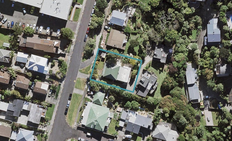 20 Rawene Road, Birkenhead, Auckland - Carousel 1