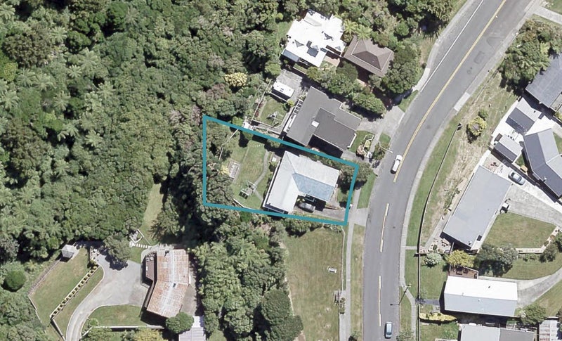 189 Dowse Drive, Maungaraki, Lower Hutt - Carousel 1