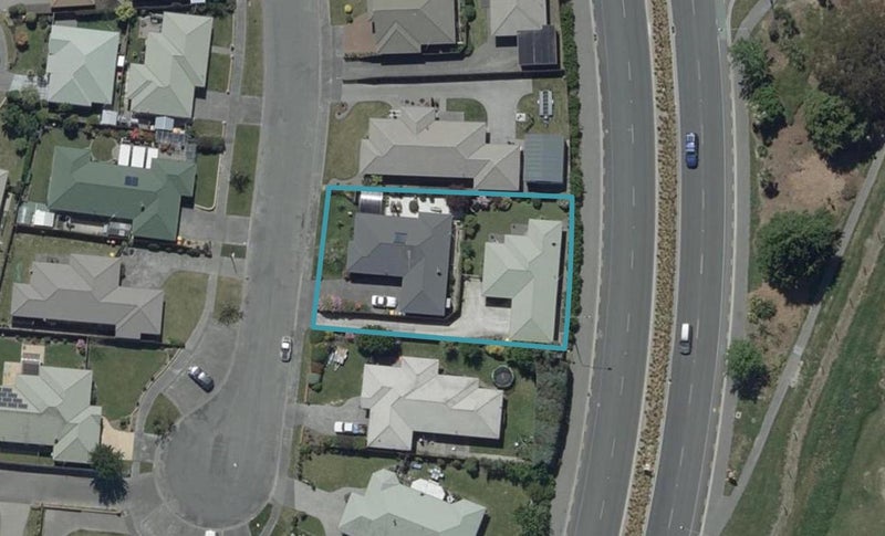57 Kintyre Drive, Broomfield, Christchurch - Carousel 1
