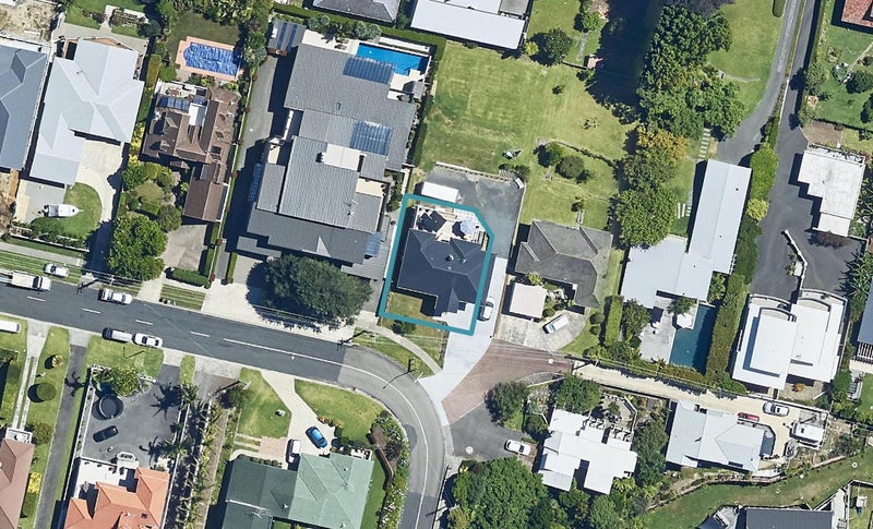 42 Pillans Road, Otumoetai, Tauranga - Carousel 1