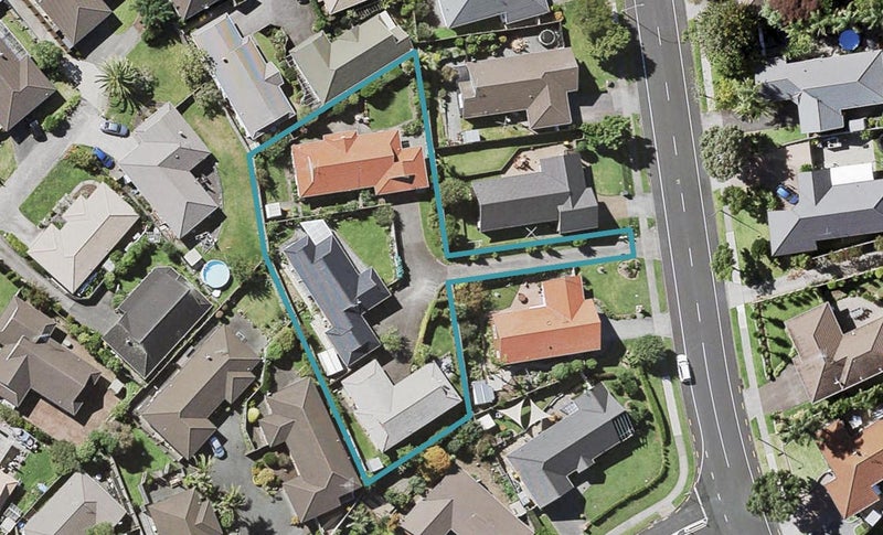 2/43 Nicholas Road, Somerville, Manukau - Carousel 1