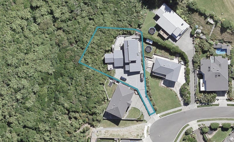 56 Arahiwi Grove, Tirohanga, Lower Hutt - Carousel 1