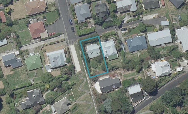 9 Coleridge Street, Kaikorai, Dunedin - Carousel 1