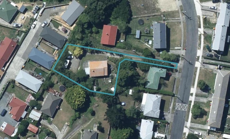 92 Gear Terrace, Ranui, Porirua - Carousel 1