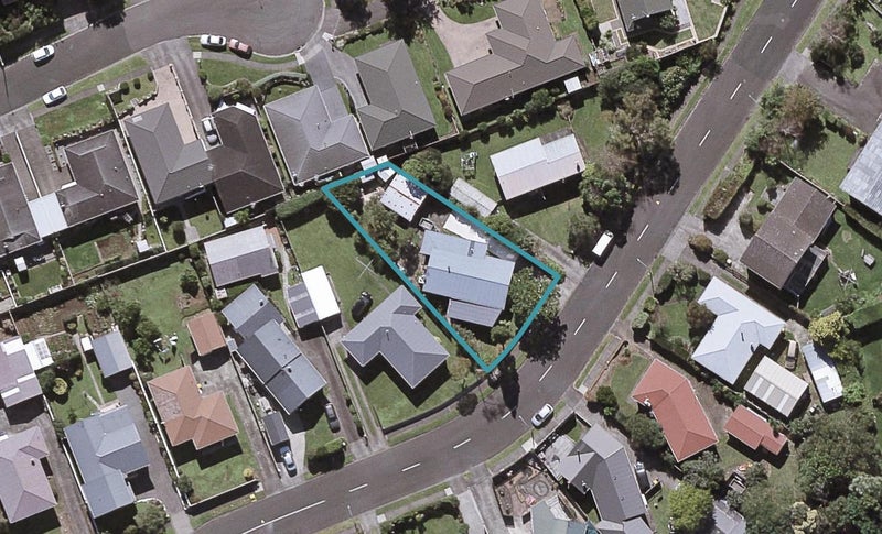 17 Riversdale Drive, Merrilands, New Plymouth - Carousel 1