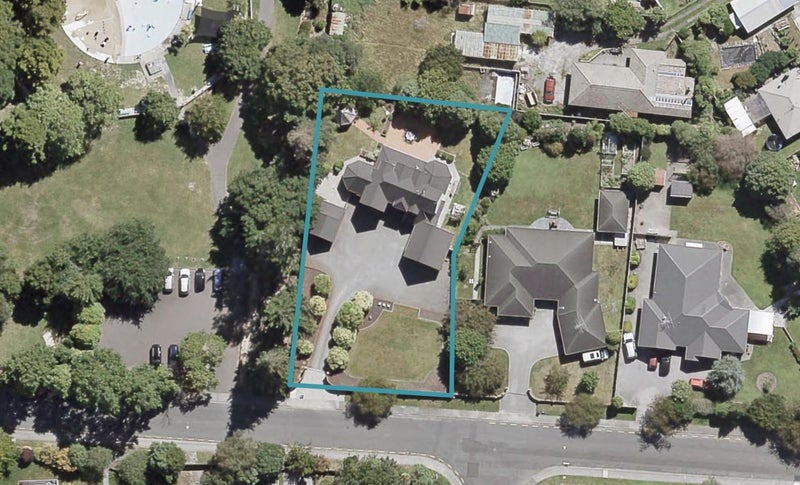 10 Norbert Street, Brown Owl, Upper Hutt - Carousel 1