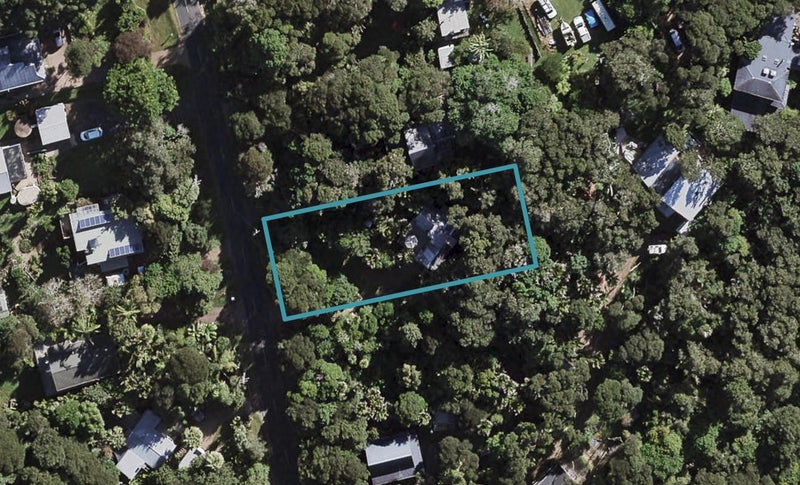 46 Bay Road, Ostend, Waiheke Island - Carousel 1