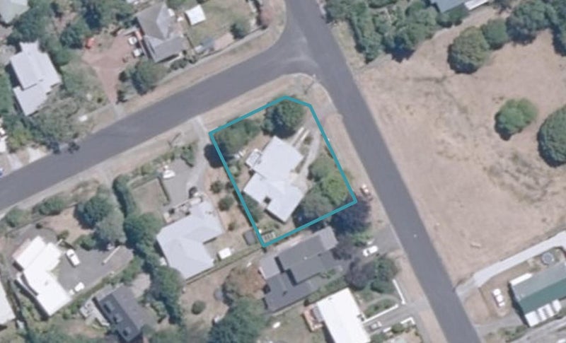 23 Puriri Street, Hilltop, Taupo - Carousel 1