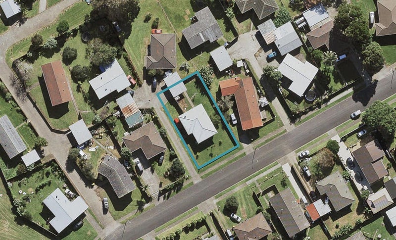 52 Cottingham Crescent, Mangere East, Auckland - Carousel 1
