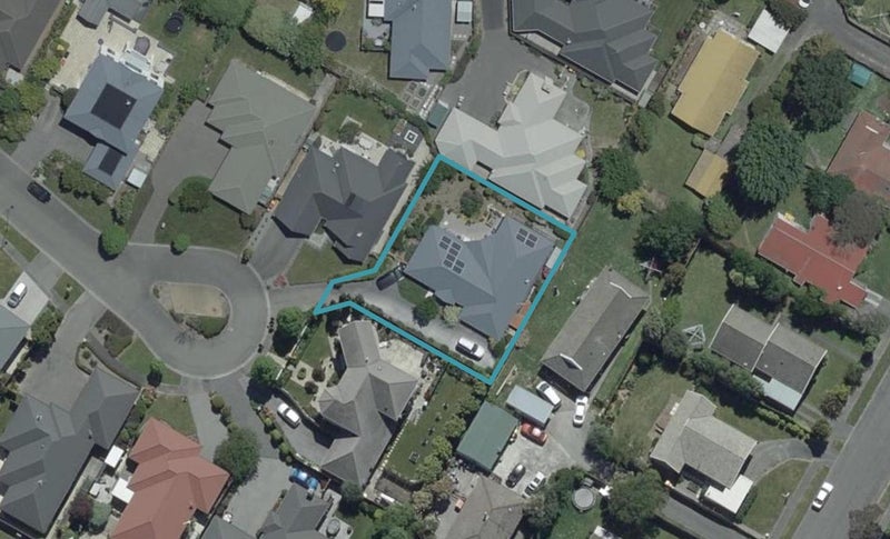 11 Tullamore Place, Casebrook, Christchurch - Carousel 1