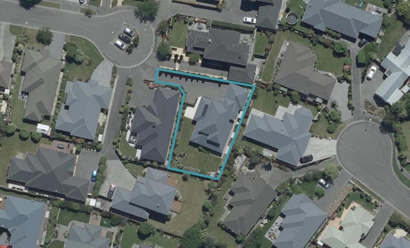14 Saint Clair Close, Harewood, Christchurch - Carousel 1