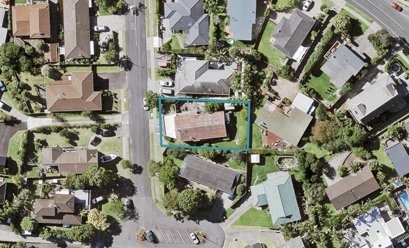 6 Markham Place, Bucklands Beach, Auckland - Carousel 1