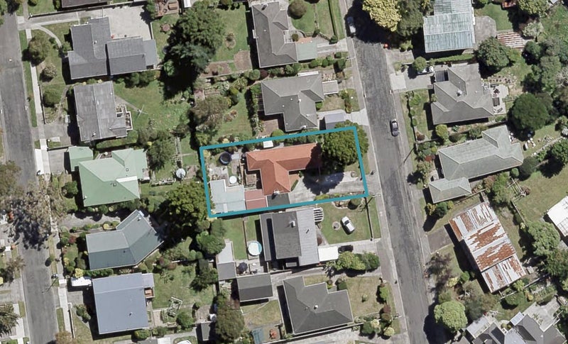 9 Kashmir Avenue, Clouston Park, Upper Hutt - Carousel 1