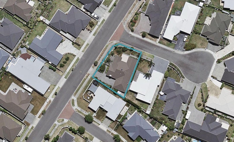 33 Tasman Drive, Poraiti, Napier - Carousel 1