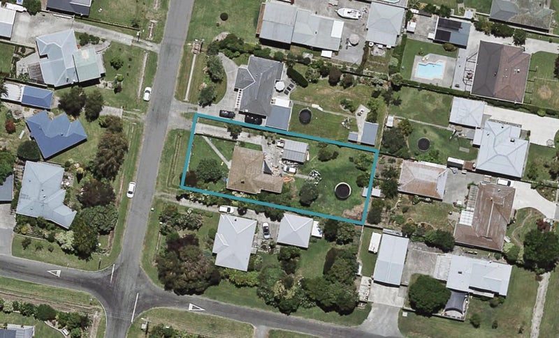 52 Jervois Road, Jervoistown, Napier - Carousel 1