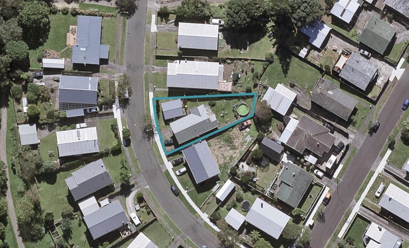 10 Vancouver Place, Marfell, New Plymouth - Carousel 1