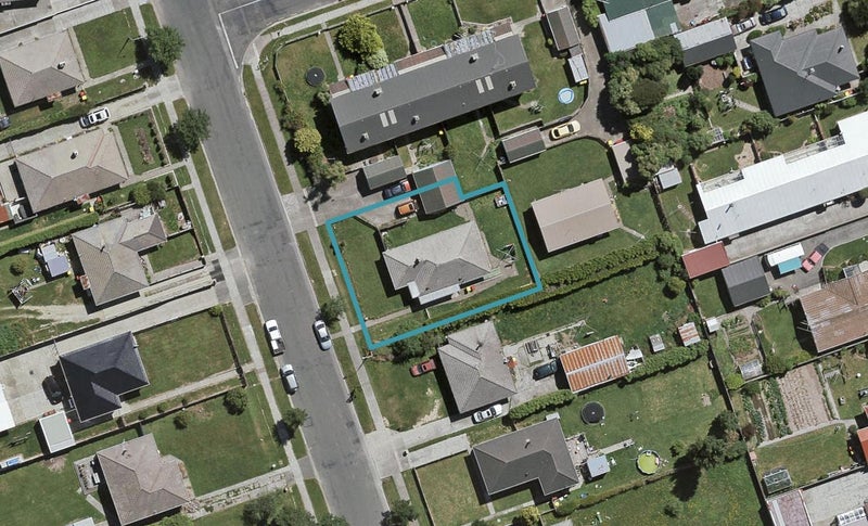 11 Lyon Street, Glengarry, Invercargill - Carousel 1