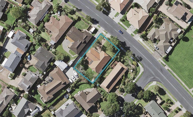 104 Mirrabooka Avenue, Botany Downs, Auckland - Carousel 1