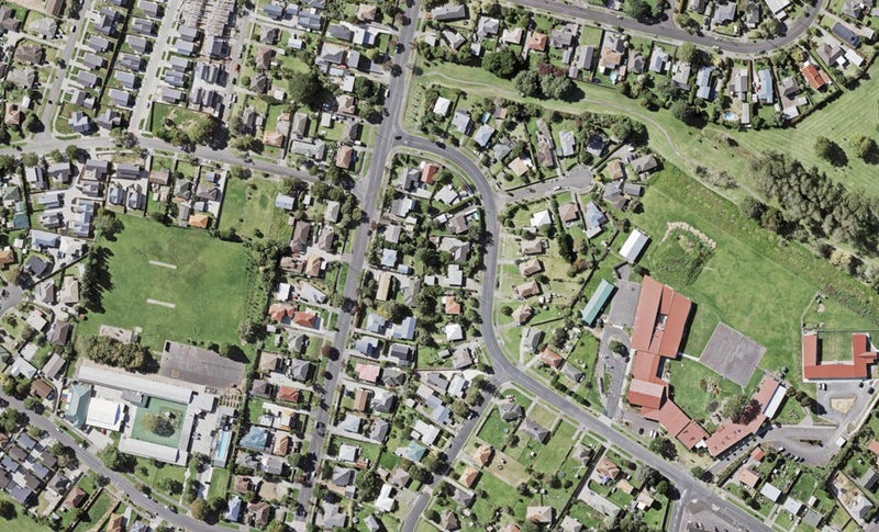 7/11 Farringdon Street, Glen Innes, Auckland - Carousel 1